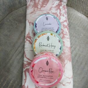 Dinaledi Creations - Goat Milk Loofah Soap Bar