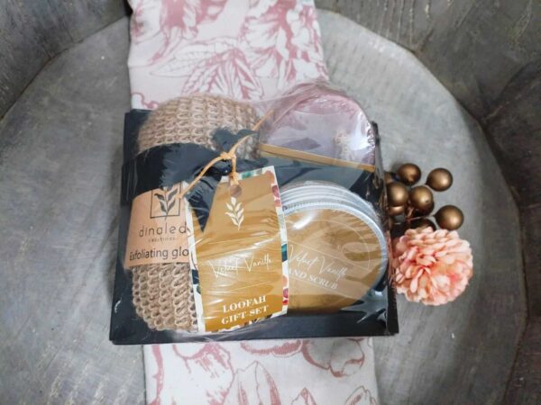 Dinaledi Creations - Loofah Gift Set